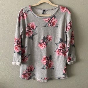 NWOT Floral Sweatshirt